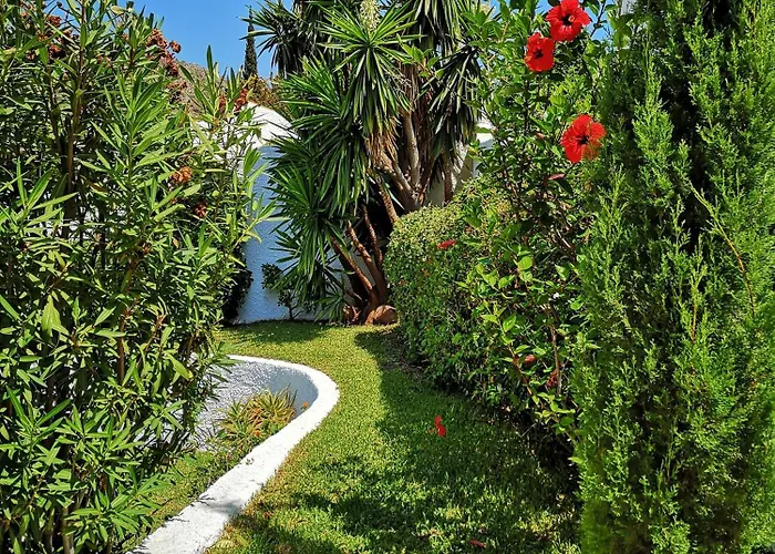 Naricha 1 Menyber Holiday home